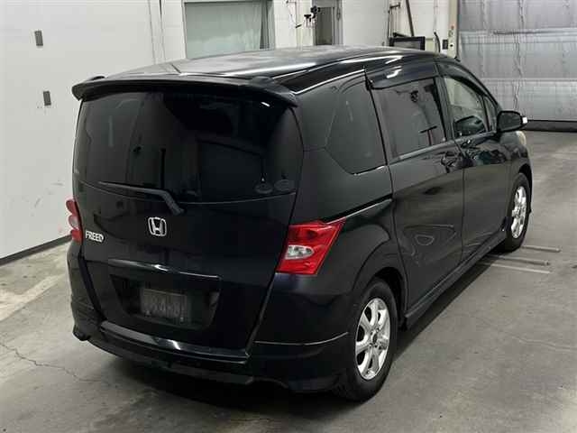 HONDA FREED 2008