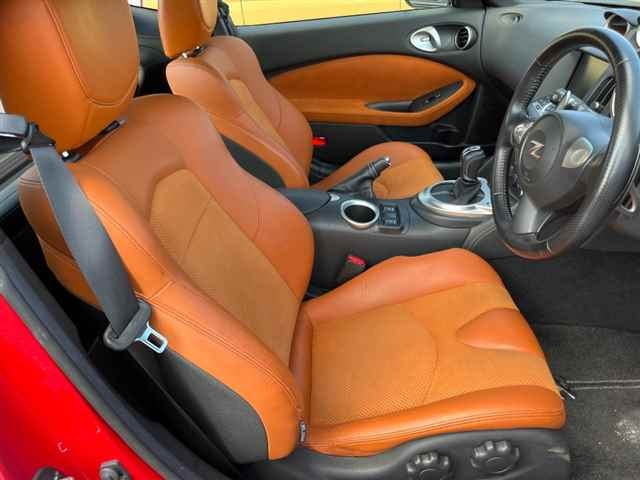 NISSAN FAIRLADYZ 2011
