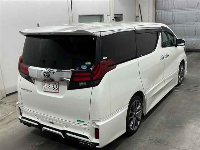 TOYOTA ALPHARD 2018