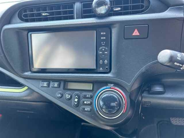 TOYOTA AQUA 2012