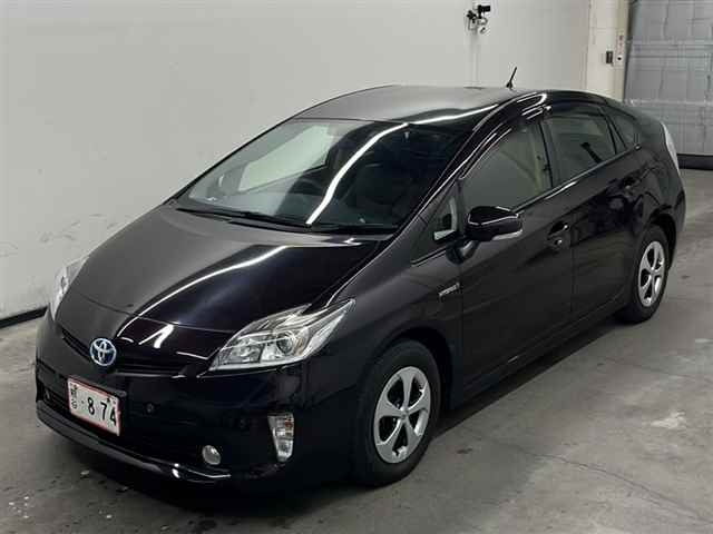 TOYOTA PRIUS 2015