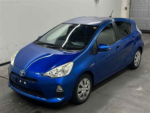 TOYOTA AQUA 2014