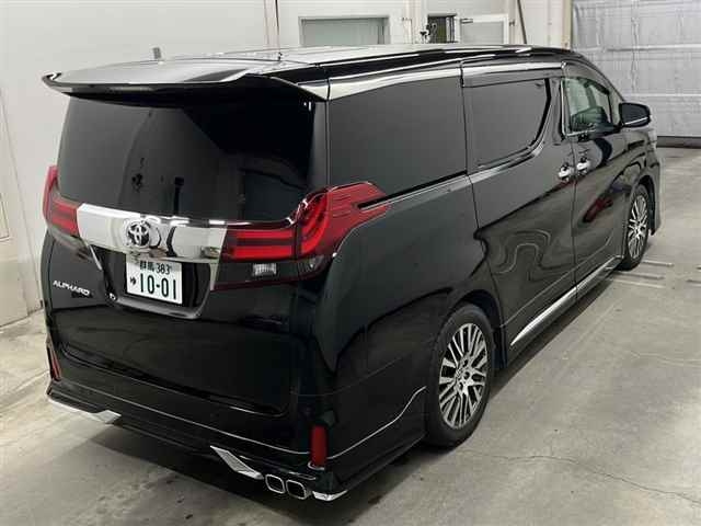 TOYOTA ALPHARD 2017
