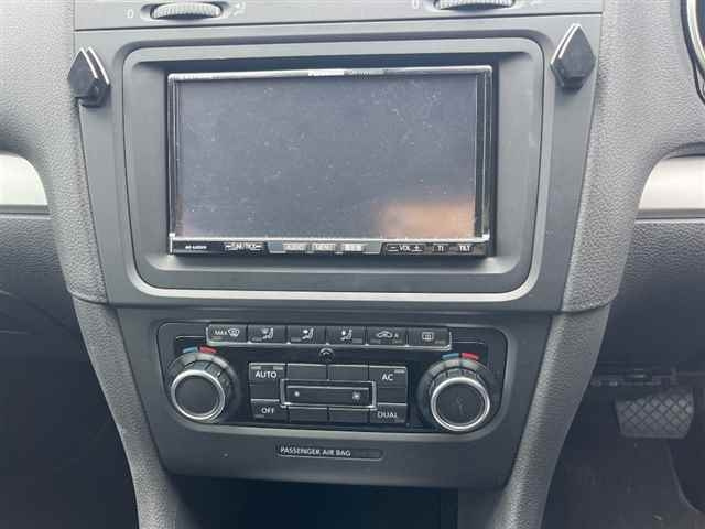 VOLKSWAGEN GOLF 2010