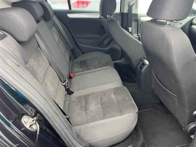 VOLKSWAGEN GOLF 2010