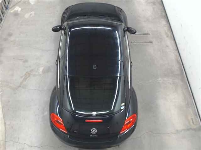 VOLKSWAGEN THE BEETLE 2015