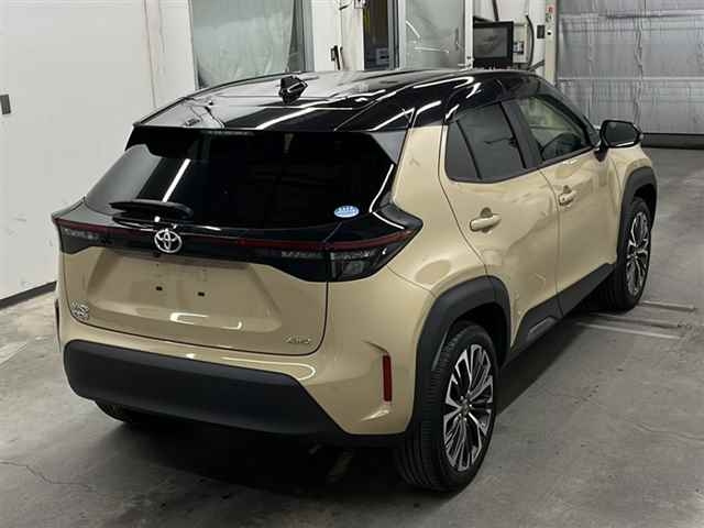 TOYOTA YARIS CROSS 2021