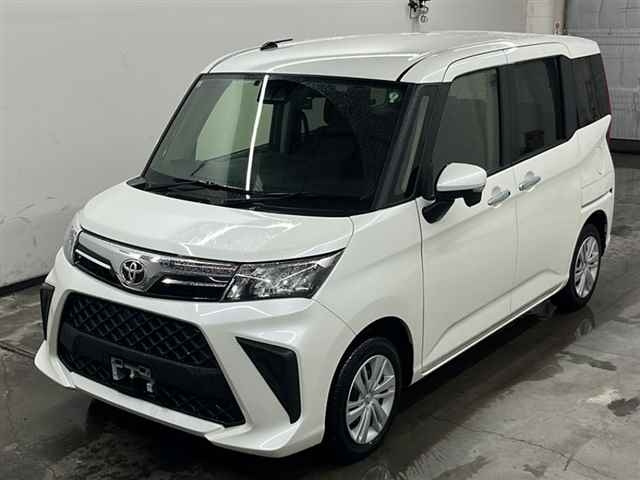 TOYOTA ROOMY 2022