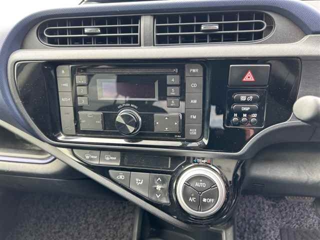 TOYOTA AQUA 2015