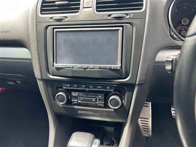 VOLKSWAGEN GOLF 2009
