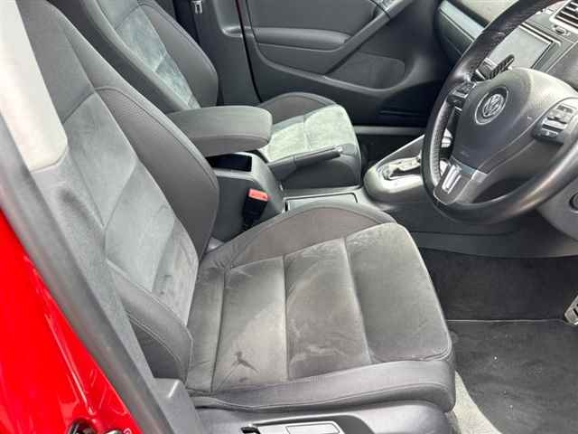 VOLKSWAGEN GOLF 2009