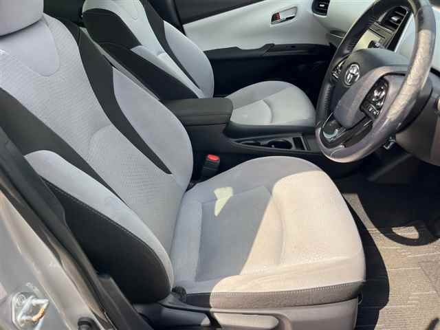 TOYOTA PRIUS 2020