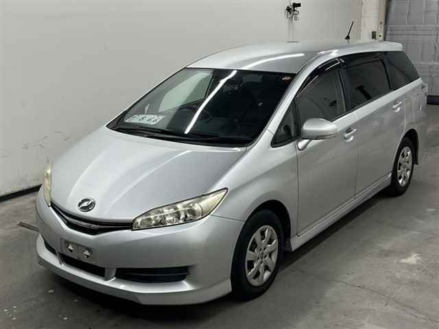 TOYOTA WISH 2012