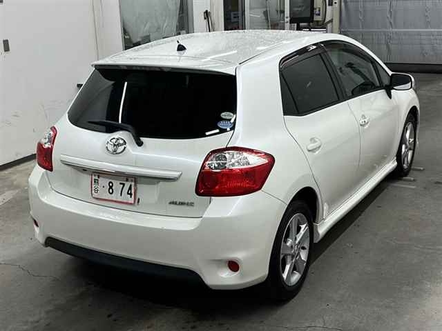 TOYOTA AURIS 2010