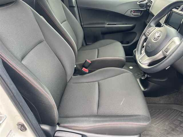 TOYOTA RACTIS 2015