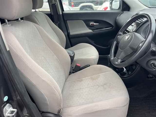 TOYOTA IST 2008