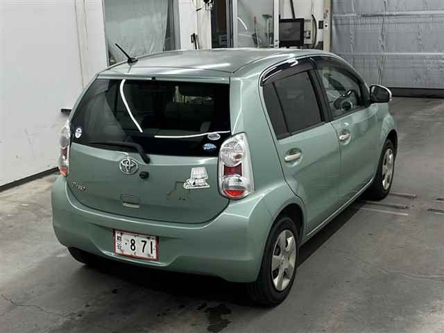 TOYOTA PASSO 2010