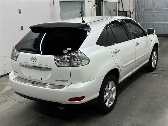 TOYOTA HARRIER 2012