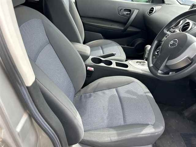 NISSAN DUALIS 2010