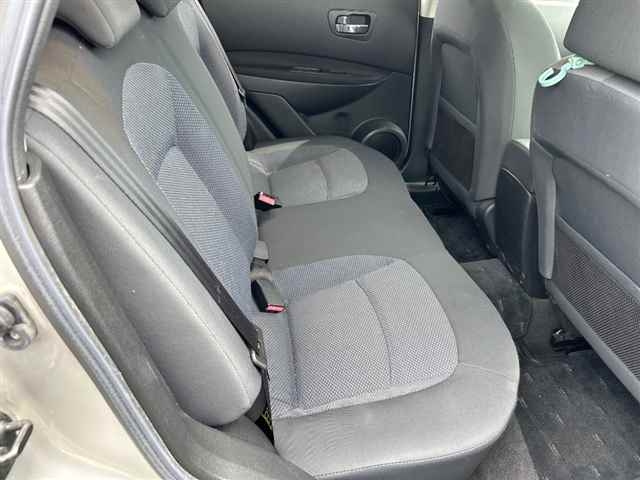 NISSAN DUALIS 2010