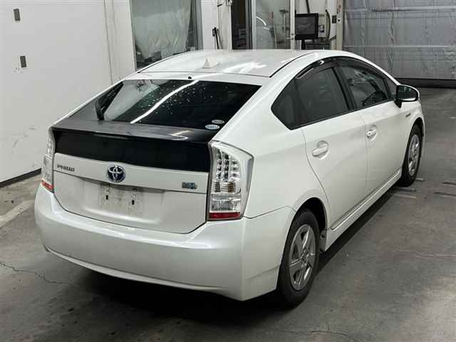 TOYOTA PRIUS 2010