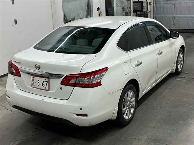 NISSAN SYLPHY 2012