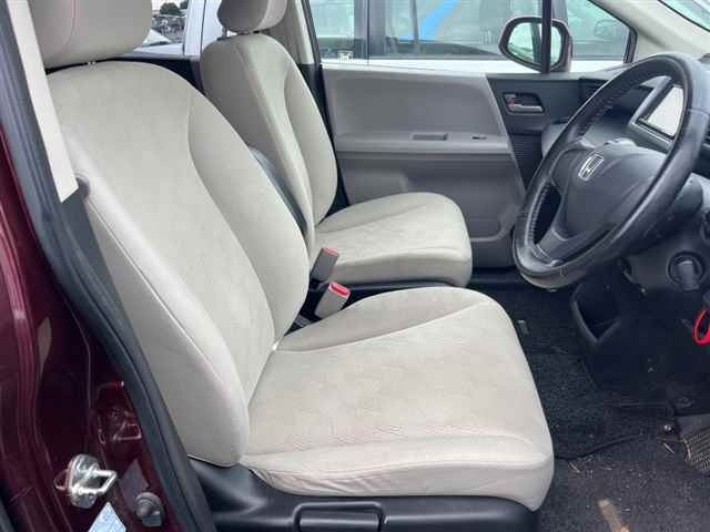 HONDA FREED 2008