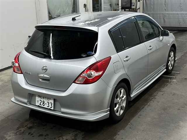 NISSAN TIIDA 2009