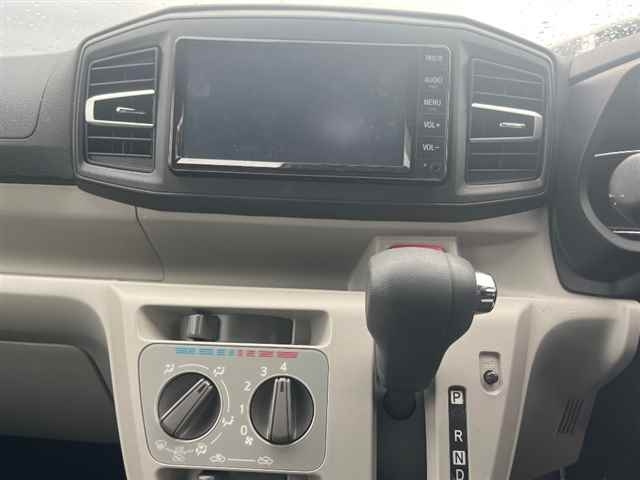 TOYOTA PIXIS EPOCH 2017