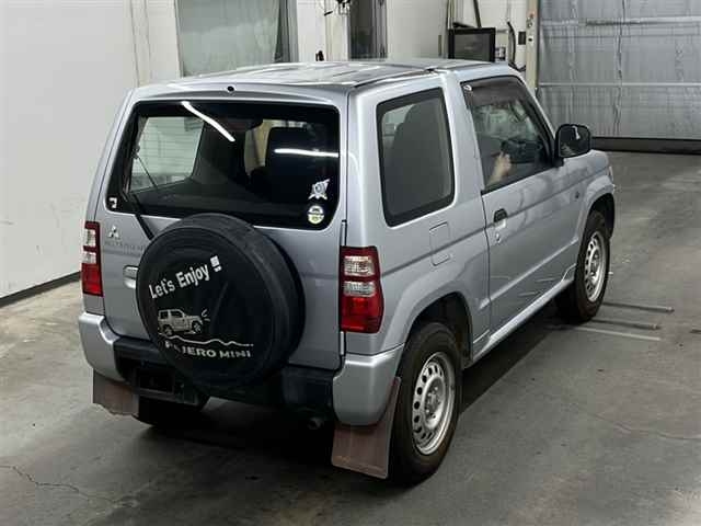 MITSUBISHI PAJERO MINI 2009