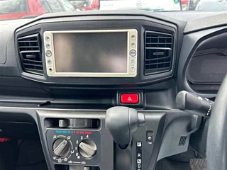 DAIHATSU MIRA E S 2021