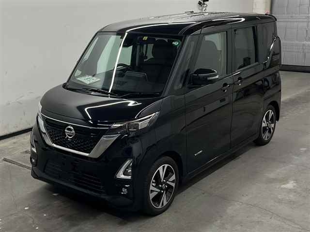 NISSAN ROOX 2022