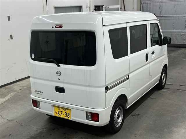 NISSAN CLIPPER VAN 2024