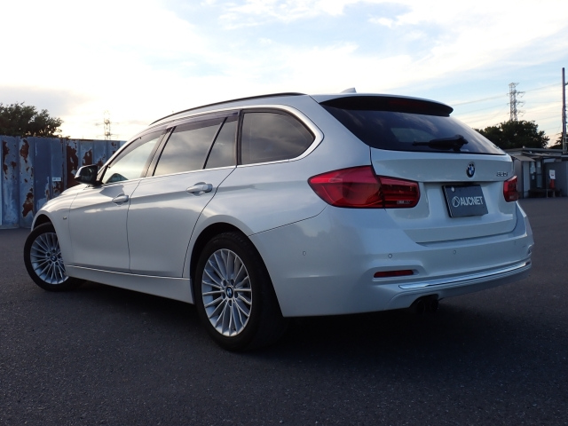 BMW 3 SERIES 2018