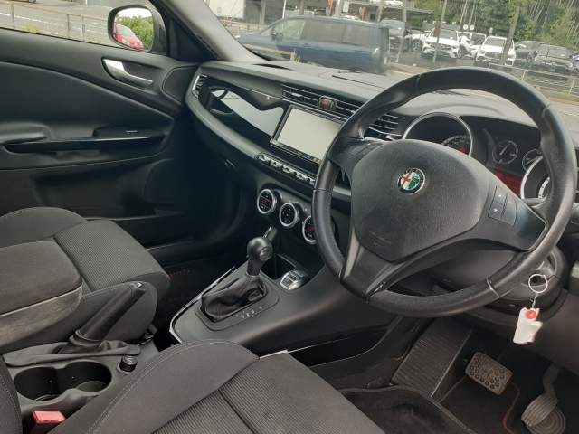 ALFAROMEO GIULIETTA 2012