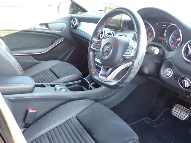 MERCEDES BENZ CLA CLASS 2016