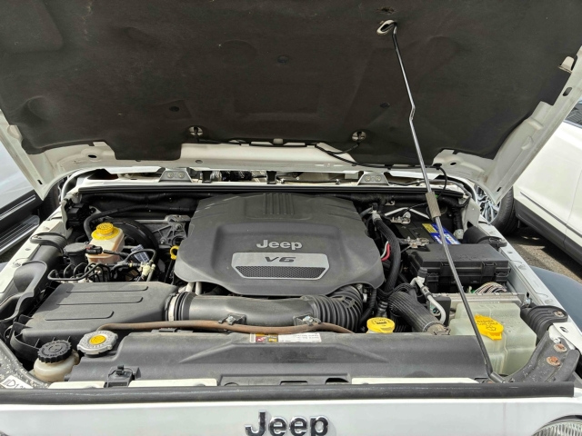 CHRYSLER JEEP WRANGLER 2014
