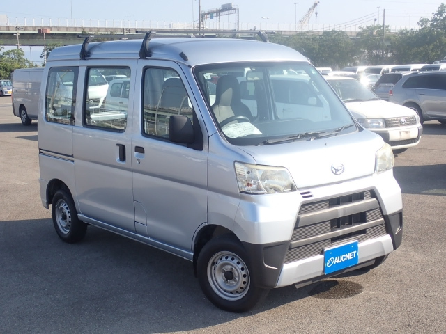 DAIHATSU HIJET VAN 2018