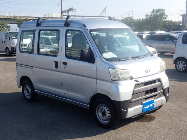 DAIHATSU HIJET VAN 2018