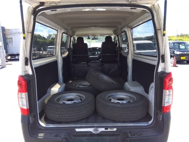 NISSAN CARAVAN VAN 2019