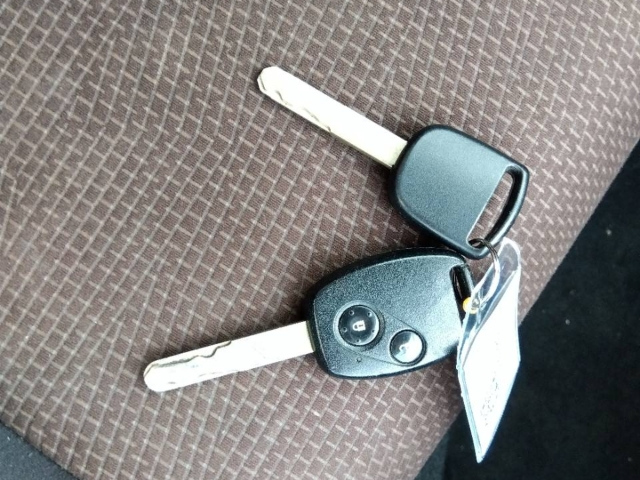 HONDA FIT SHUTTLE 2012