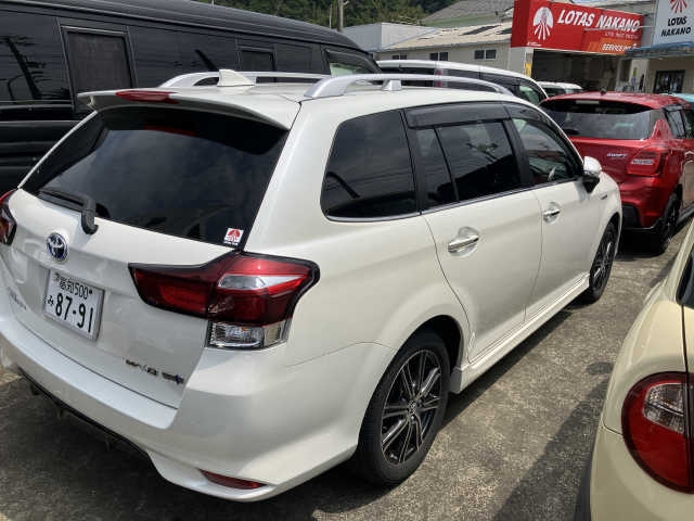 TOYOTA COROLLA FIELDER 2016