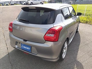 SUZUKI SWIFT 2019