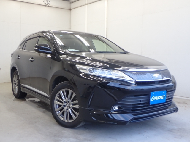 TOYOTA HARRIER 2020