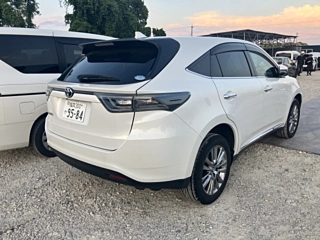 TOYOTA HARRIER 2014