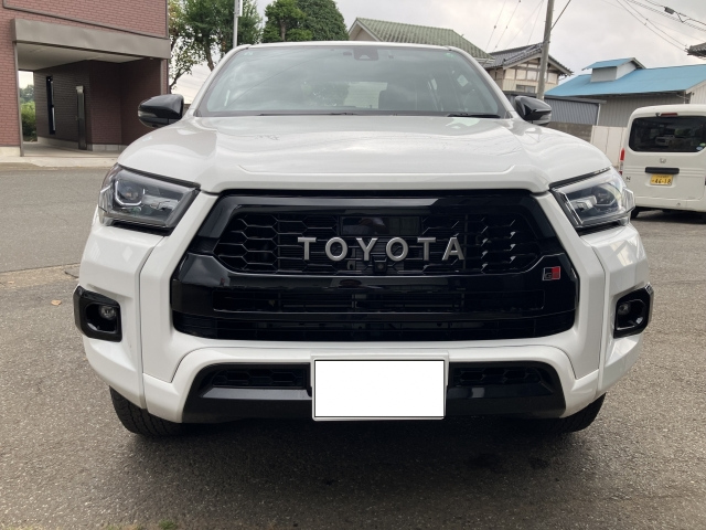 TOYOTA HILUX 2022