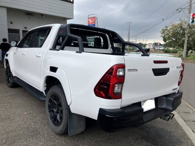 TOYOTA HILUX 2022