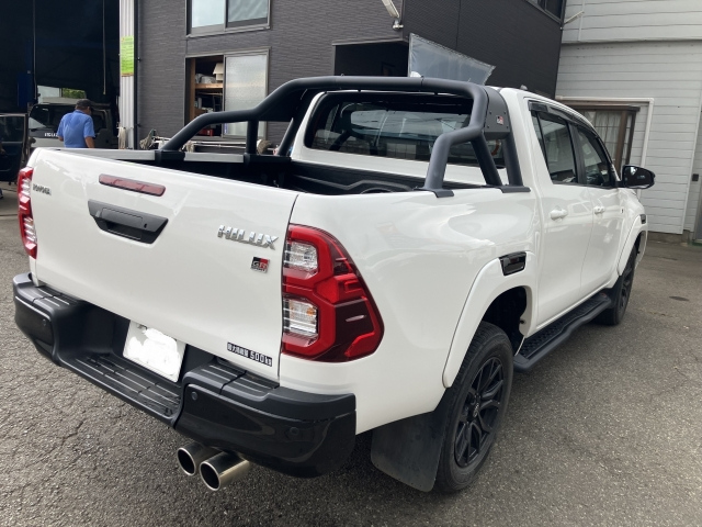 TOYOTA HILUX 2022