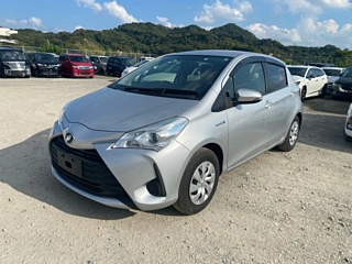 TOYOTA VITZ 2019