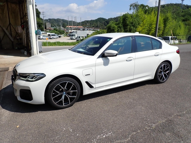BMW 5 SERIES 2022
